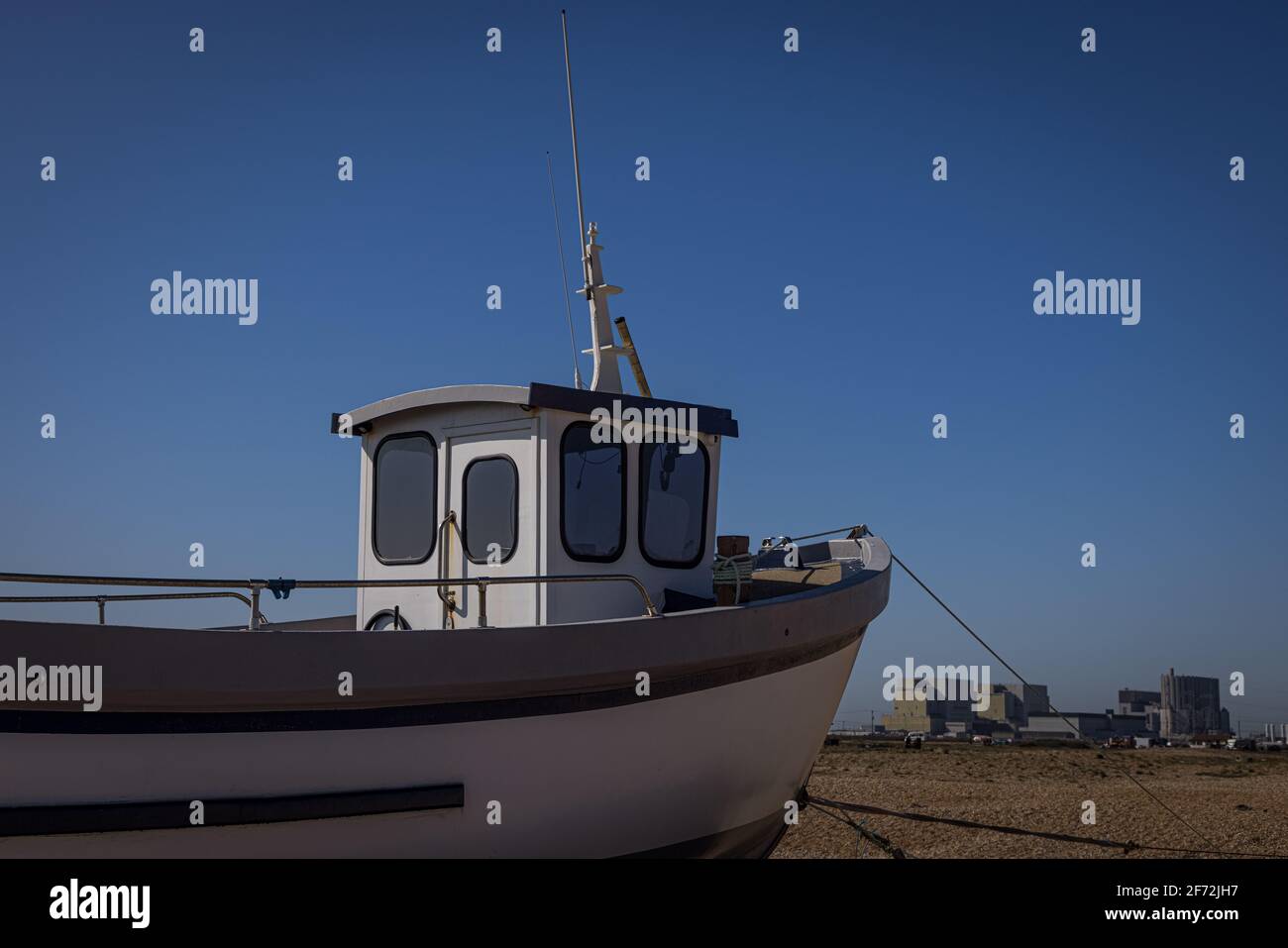 Fishing boat on the beach at Dungeness, Kent, England Stock Photo - Alamy