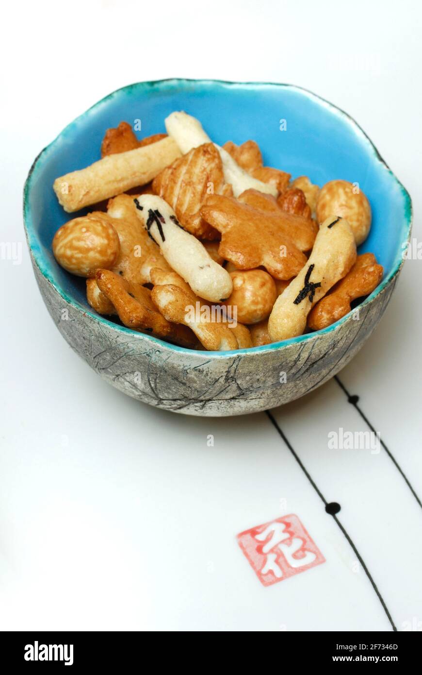 Rice crackers, Japanese snacks, crackers, rice crackers, rice crackers, optional Stock Photo