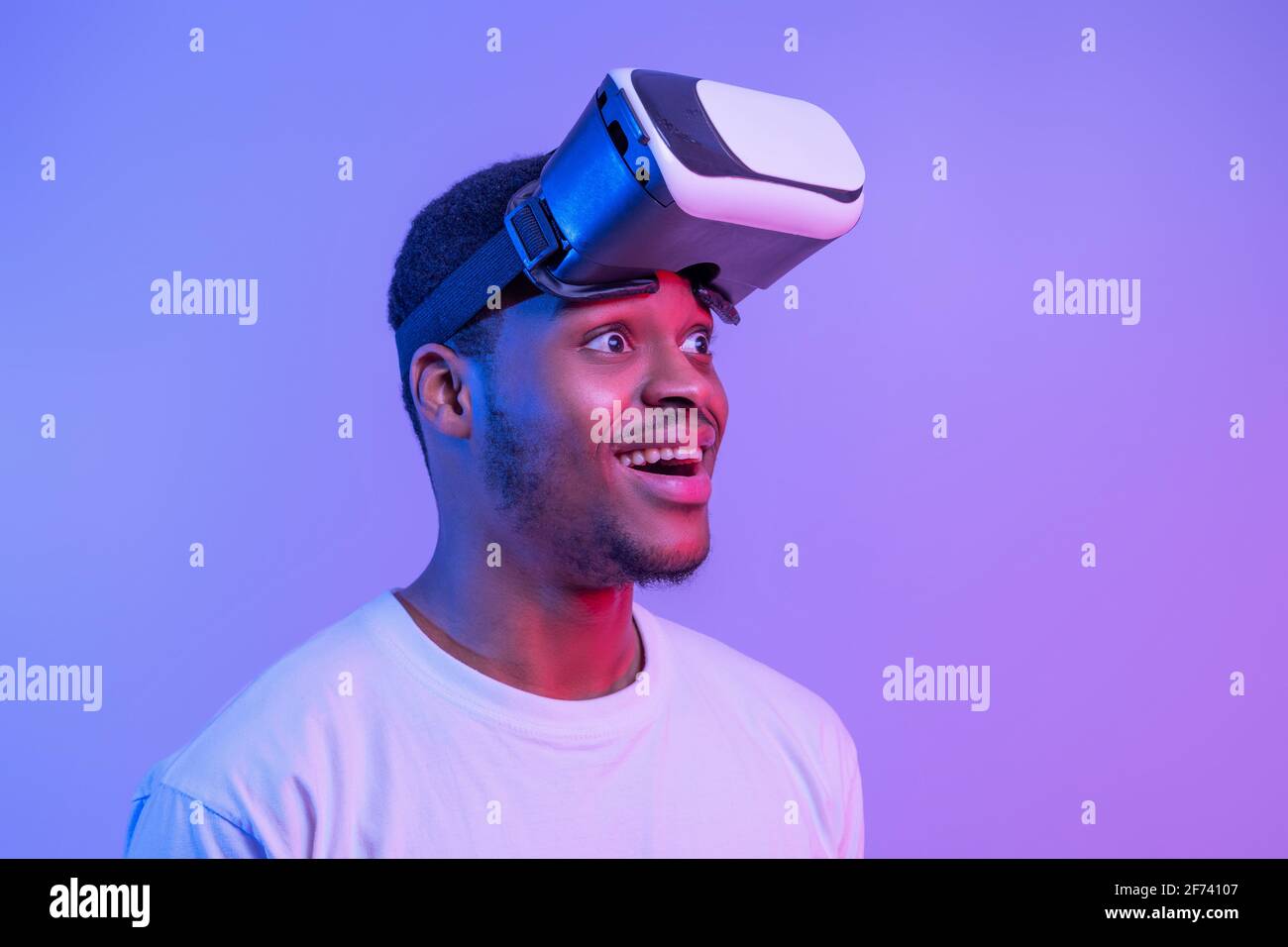 Video Gaming Concept. Portrait Of Amazed Funny Black Man Wearing VR Glasses Stock Photo - Alamy Video Gaming Concept. Portrait Of Amazed Funny Black Man Wearing VR Glasses Stock Photo - Alamy