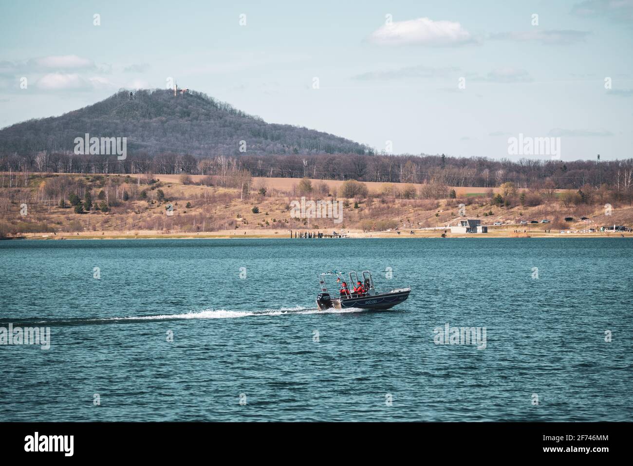 Das kleine Einsatzboot AL MRB 55 BK, Polizeiboot WSP 14 der Wasserschutzpolizei (WSP), Boot mit Trailern der Polizei Sachsen, 'RIESA' und 'D' am Heck, Stock Photo