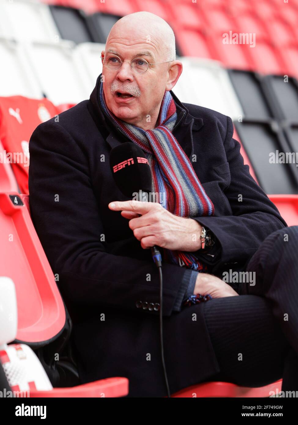 EINDHOVEN, NETHERLANDS - APRIL 4: Director of PSV Toon Gerbrands during the  Dutch Eredivisie match between PSV and Heracles Almelo at Philips Stadion  Stock Photo - Alamy