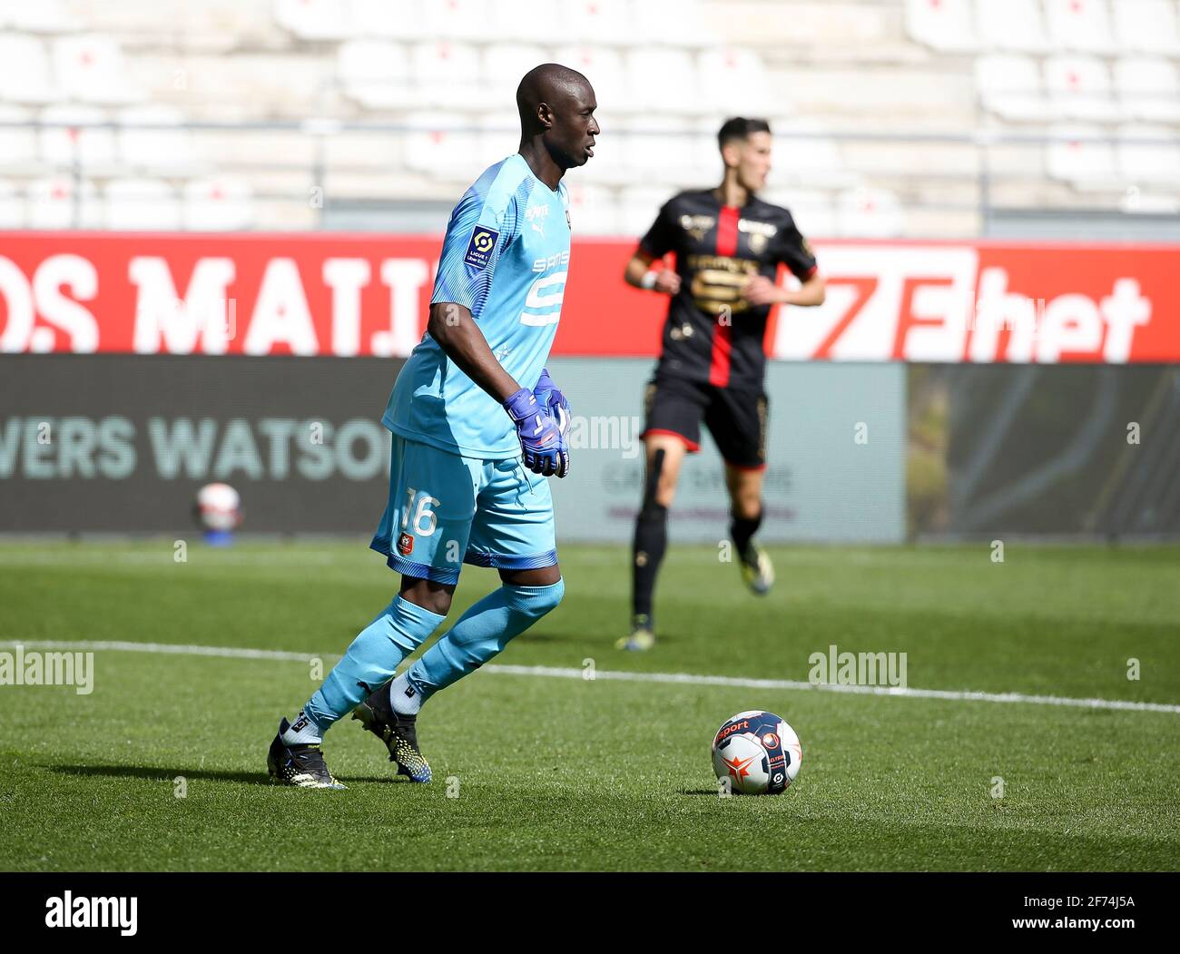 Goalkeeper of Rennes Alfred Gomis during the French championship Ligue 1 football match between Stade de Reims and Stade Rennais (Rennes) on April 4, 2021 at Stade Auguste Delaune in Reims, France - Photo Jean Catuffe / DPPI Stock Photo