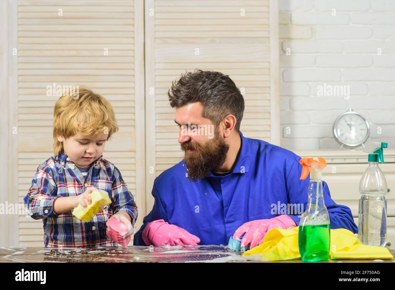 Dad child cleaning hi-res stock photography and images - Alamy