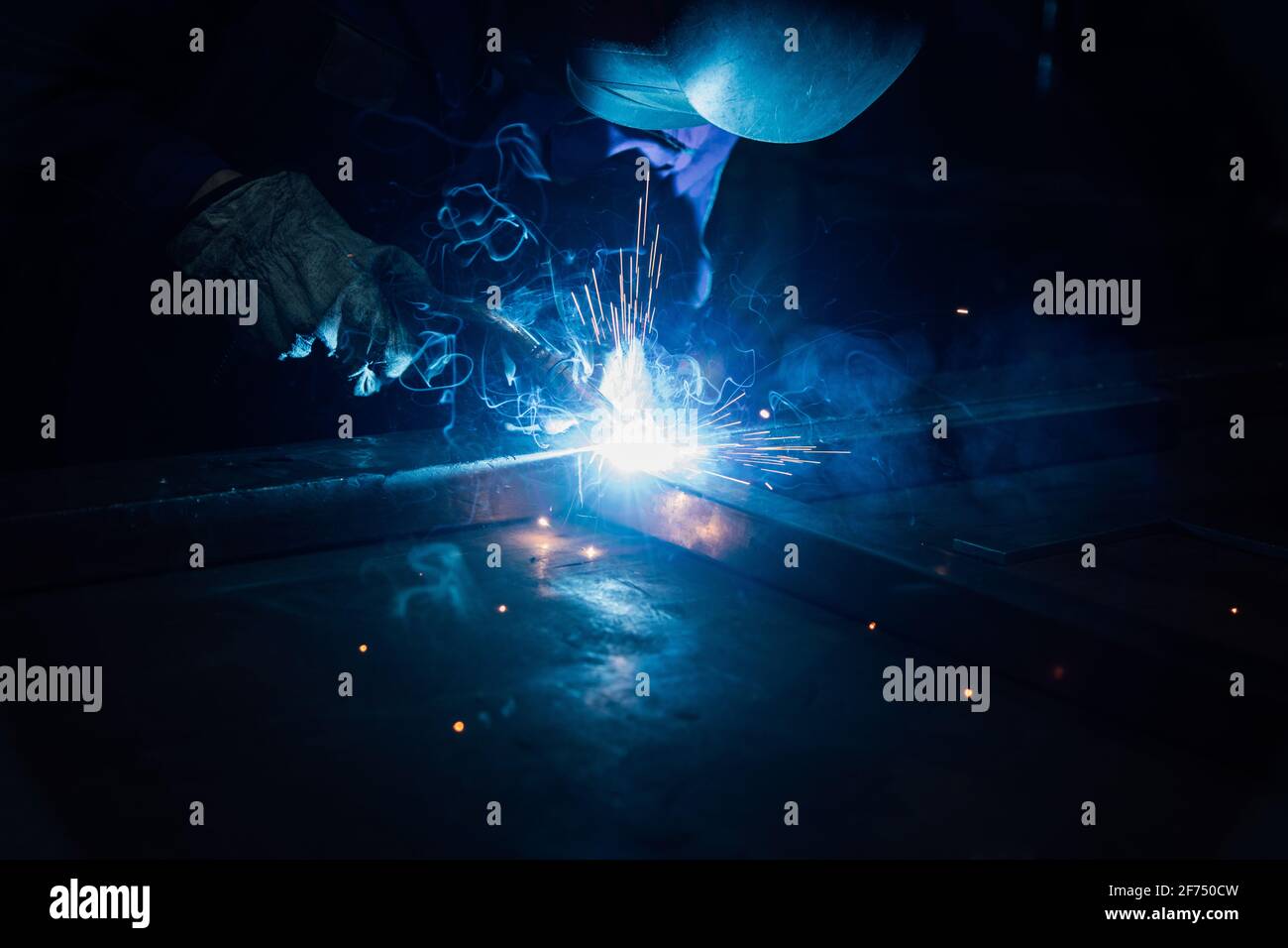 Engineer workman hi-res stock photography and images - Alamy