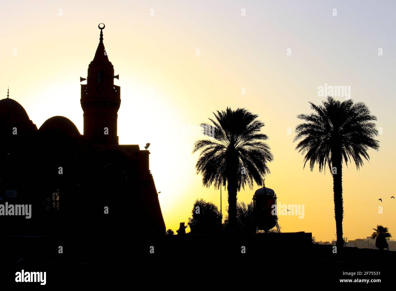 ruwais mosque in jeddah saudi arabia Stock Photo Alamy