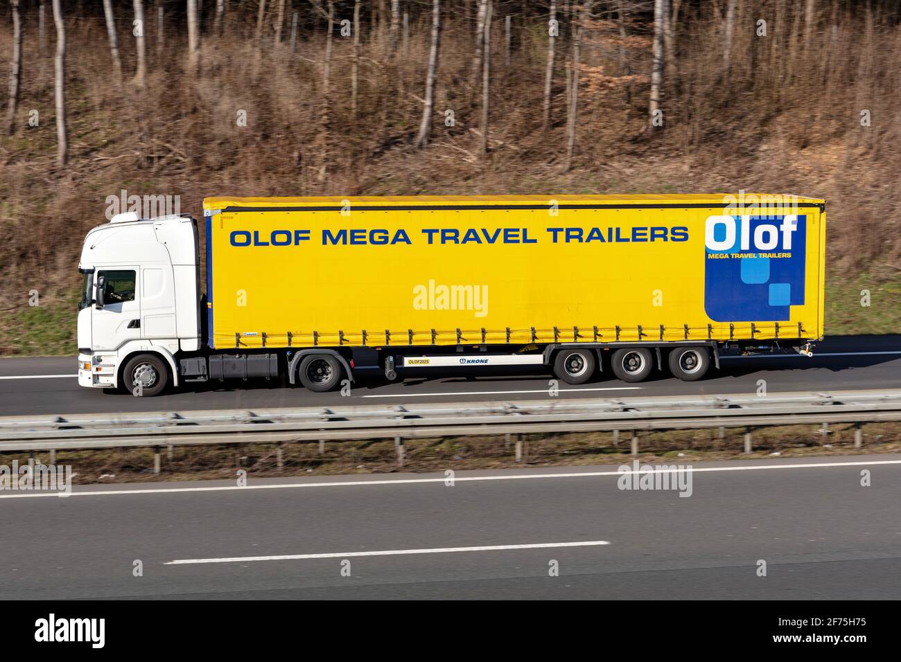 Page 6 Curtain Side Trailer High Resolution Stock Photography And Images Alamy