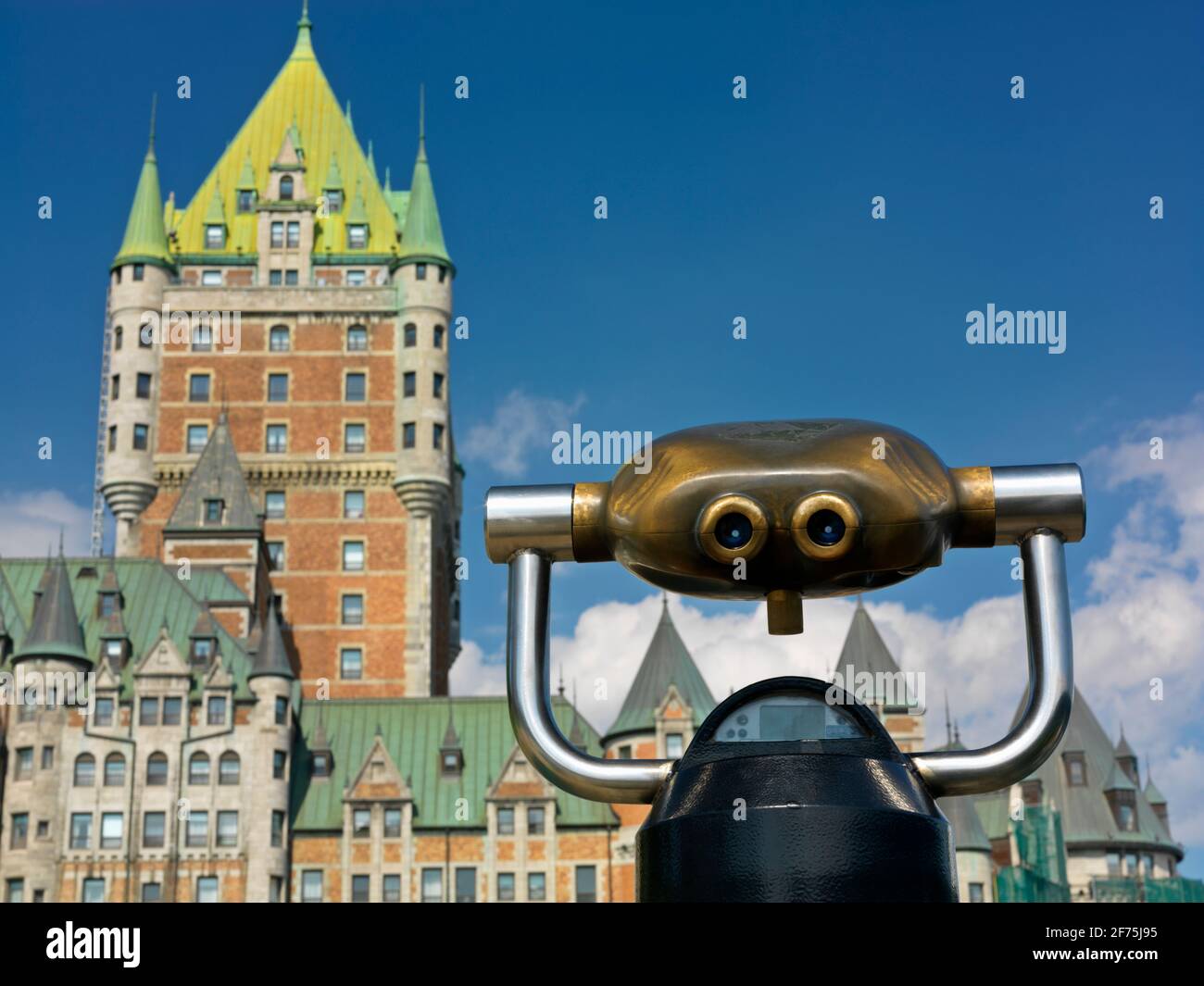 Canada,Quebec,Quebec City, Chateau Frontenac and viewing telescope. Stock Photo