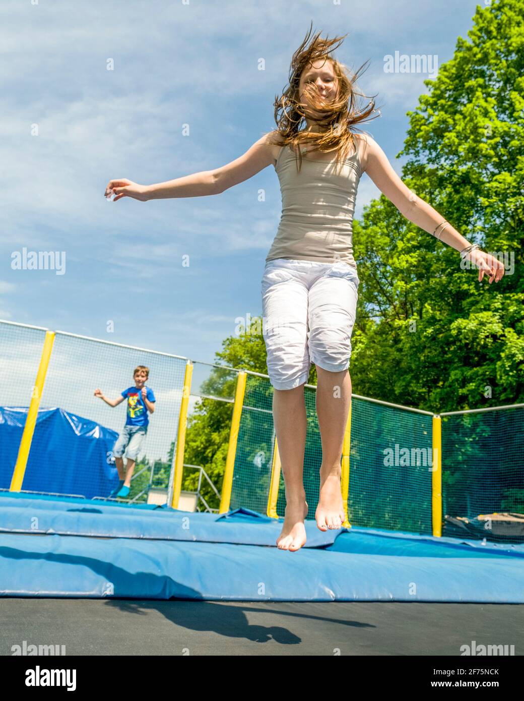 Trampoline jump fitness hi res stock photography and images Alamy
