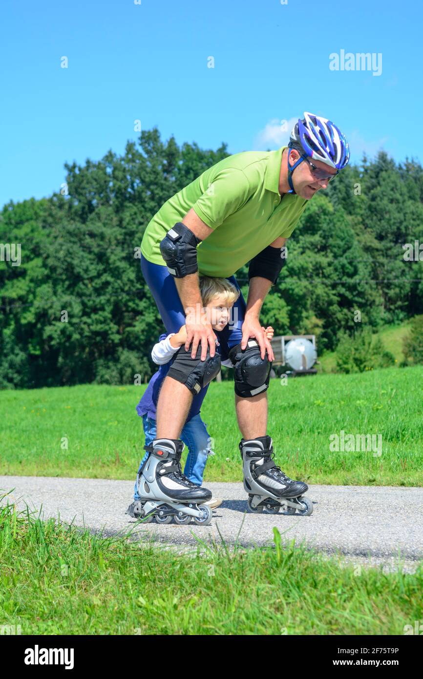 Inline skates protective gear hi-res stock photography and images - Alamy