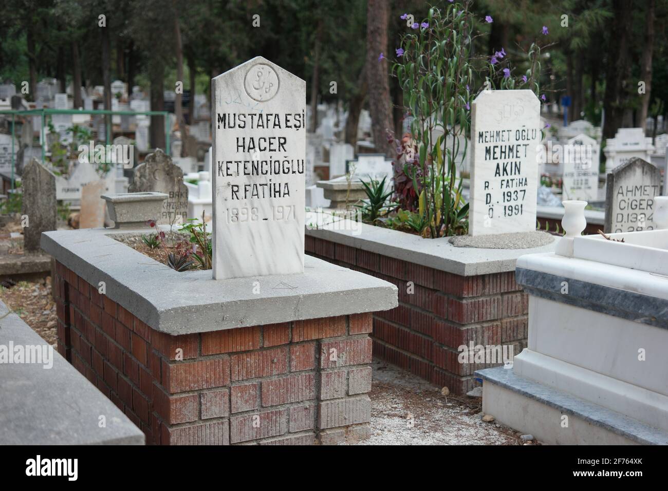 Muslim graveyard background. Muslim cemetery Stock Photo Alamy