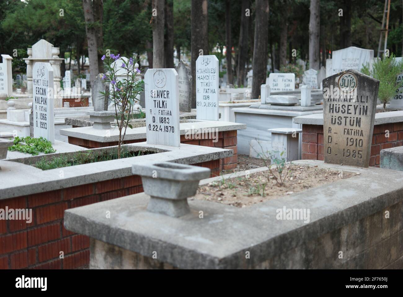 Islamic graveyard at Turkey. Muslim cemetery Stock Photo Alamy