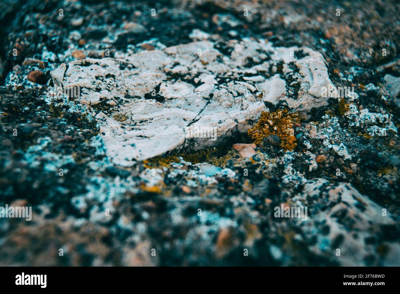 Different color rocks hi-res stock photography and images - Alamy