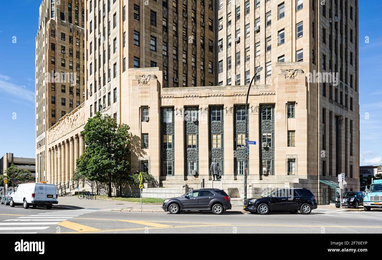 modbydeligt Aggressiv Procent Buffalo City Hall, Art Deco landmark at 65 Niagara Square, Buffalo, NY  Stock Photo - Alamy