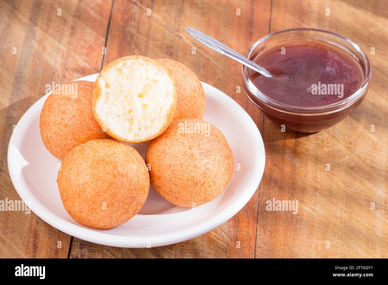Traditional Colombian buñuelo Deep Fried Cheese Bread Stock Photo Alamy