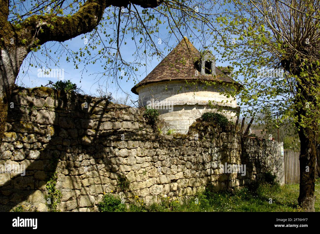 THE MEDIEVAL VILLAGE CASTLE AND WINDMILL OF LA TOUR BLANCHE IN DORDOGNE AQUITAINE FRANCE © Frédéric BEAUMONT Stock Photo