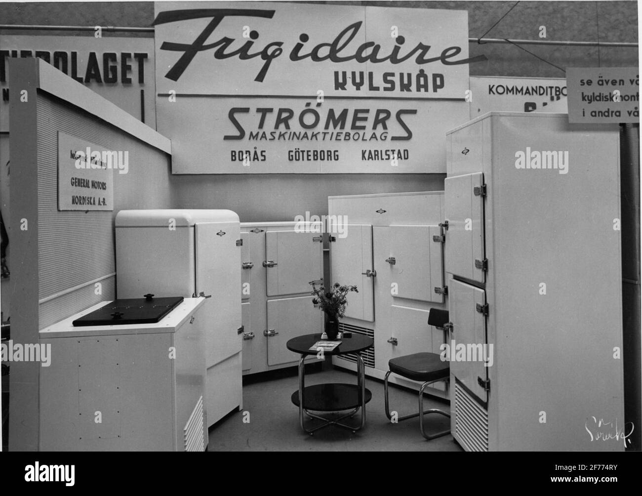 The Swedish Fair in 1943. Streamers Makinaktiebolags stand for Frigidaire Refrigerator. Stock Photo