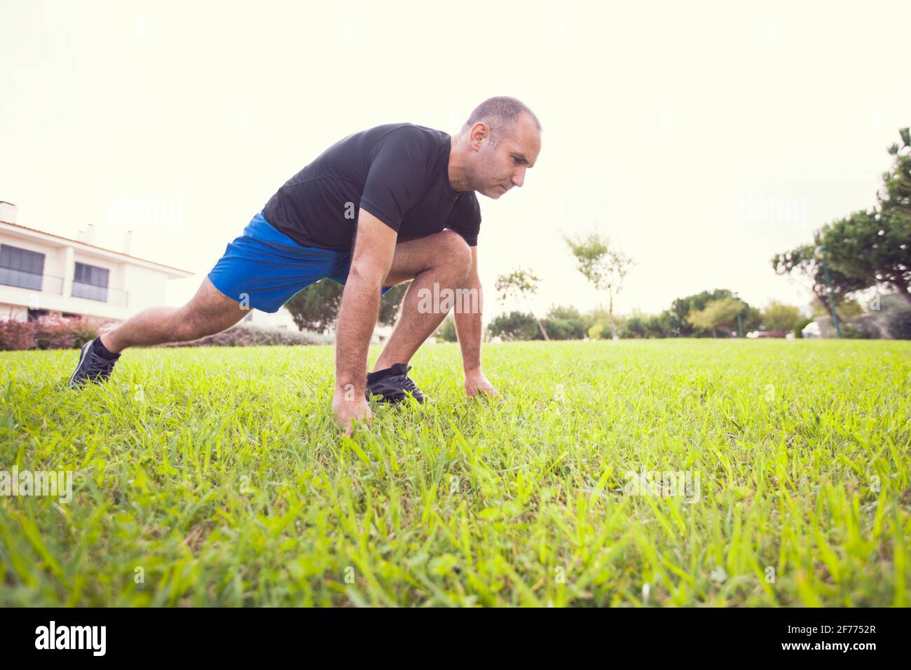 Exercise outside activity hi-res stock photography and images - Alamy