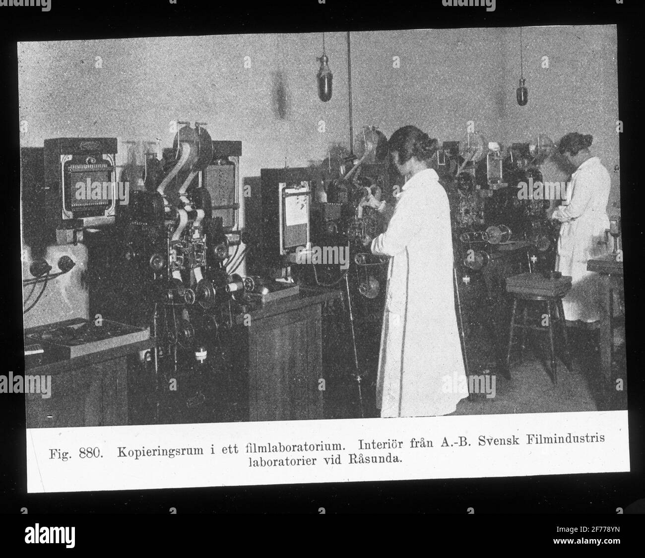 Skiopticon image from the Department of Photography at the Royal Institute of Technology. Use by Professor Helmer Bäckström as lecture material. Bäckström was Sweden's first professor in photography at the Royal Institute of Technology in Stockholm 1948-1958.Kopieringsrum in the Swedish film industry laboratory.Bäckström, Helmer. Photographic manual. Other revised edition. Nature and Culture. Stockholm. 1948. p. 1337-1345. Stock Photo