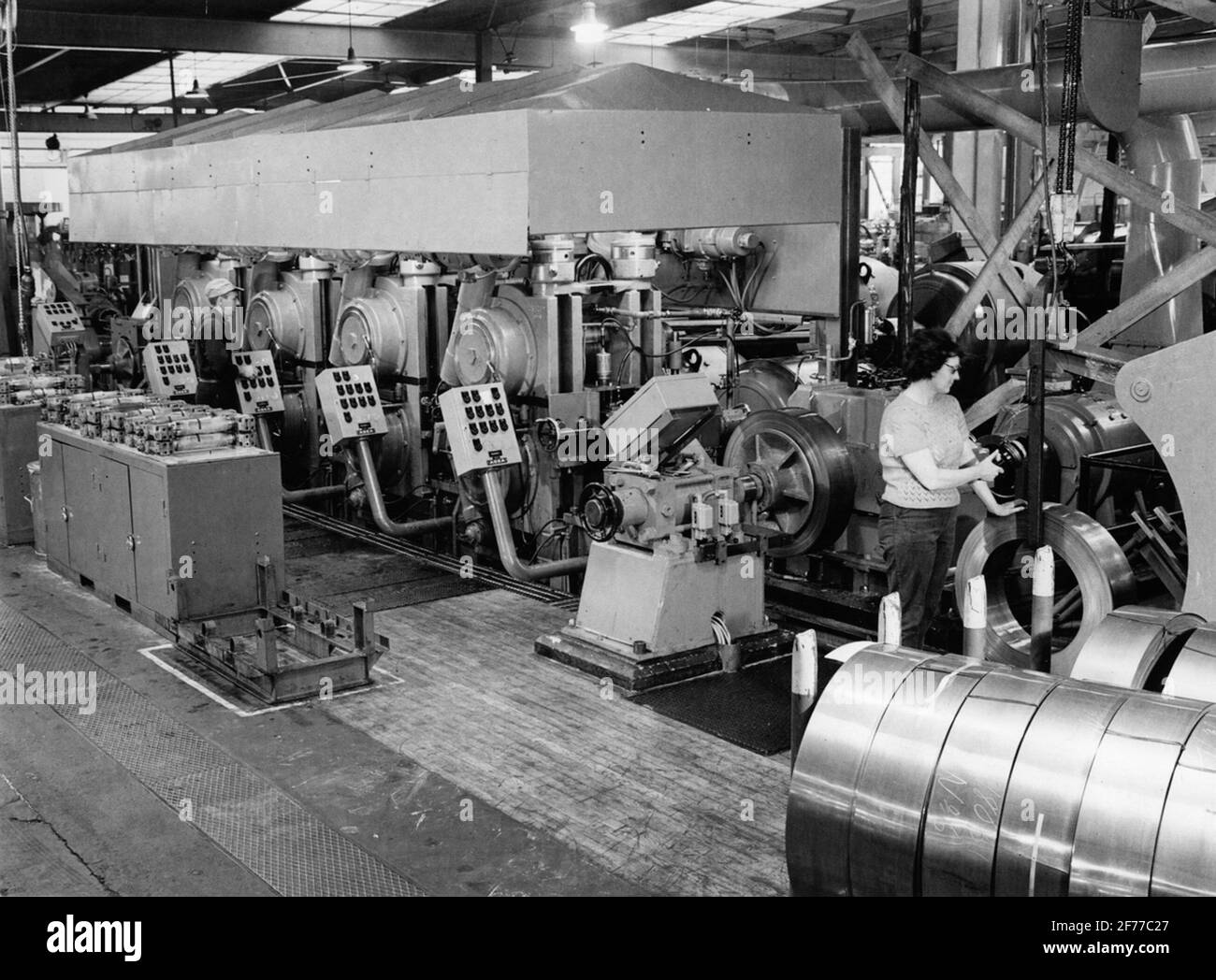 Continuous processing hi-res stock photography and images - Alamy