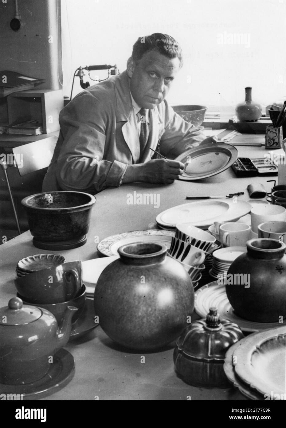 Gustavsberg's porcelain factory. Wilhelm kåge in work Stock Photo Alamy