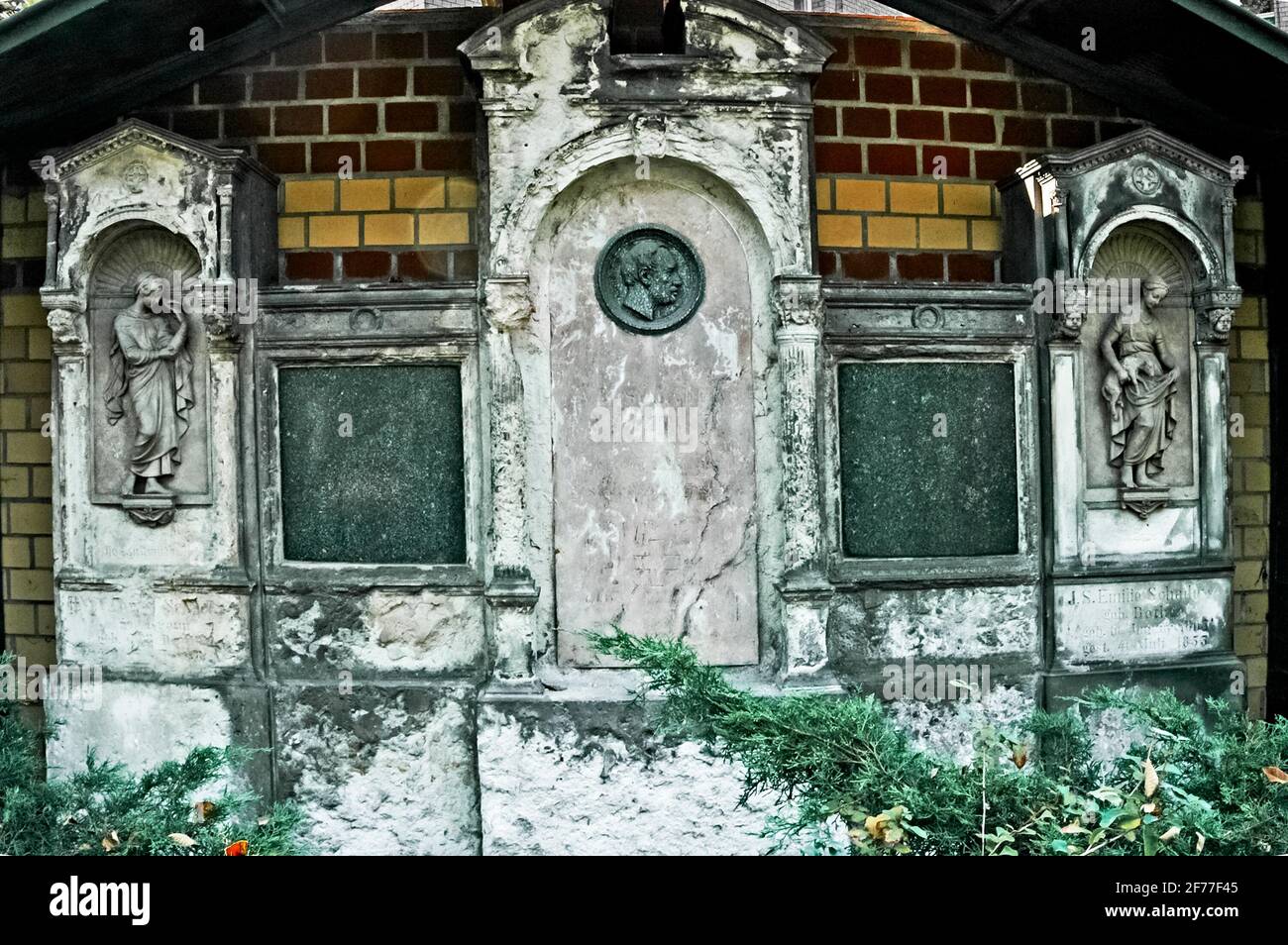 Berlin: Dorotheenstädtischer Friedhof - Grabstätte Albert Dietrich Schadow Stock Photo
