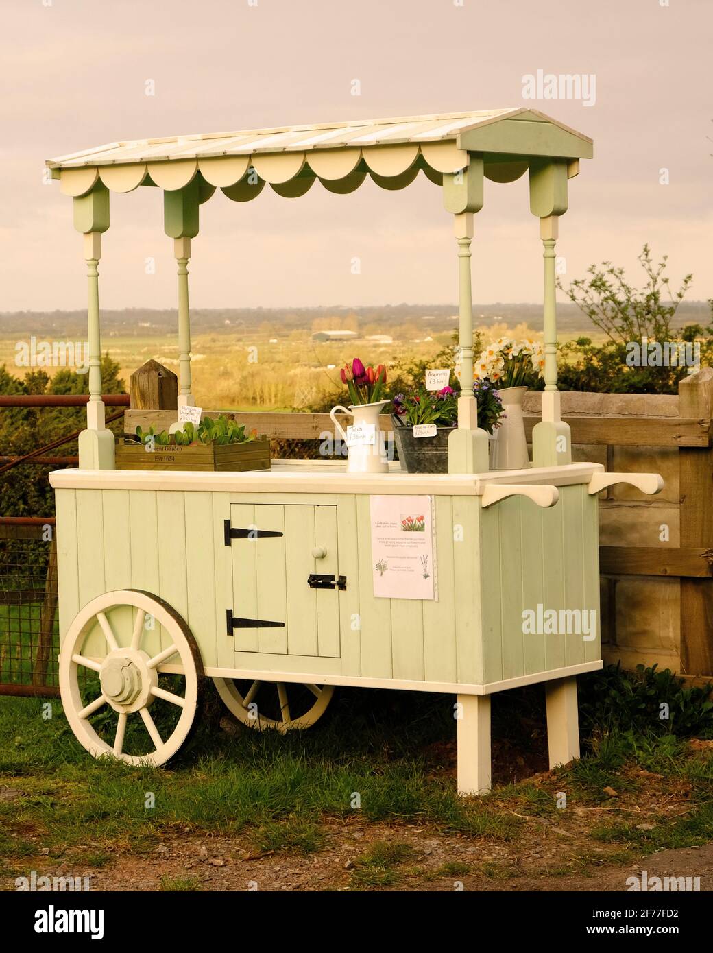 Flower trolley hires stock photography and images Alamy