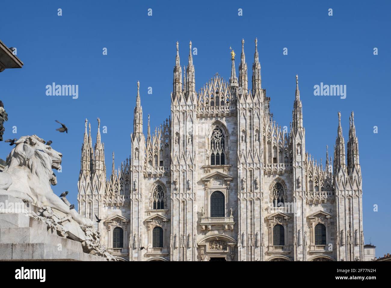 Gothic architecture in italy hi-res stock photography and images - Alamy