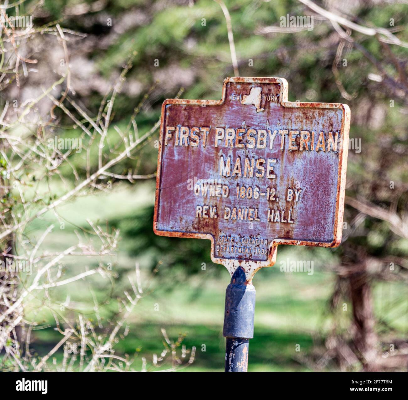 NY State Historical sign for the first Presbyterian Manse on Shelter Island, NY Stock Photo