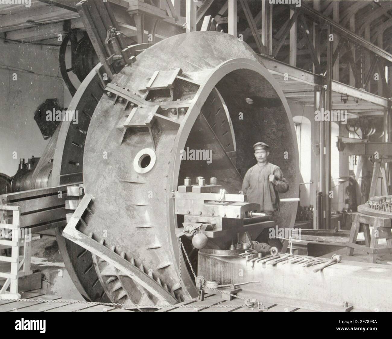 Large factory machine history hi-res stock photography and images - Alamy