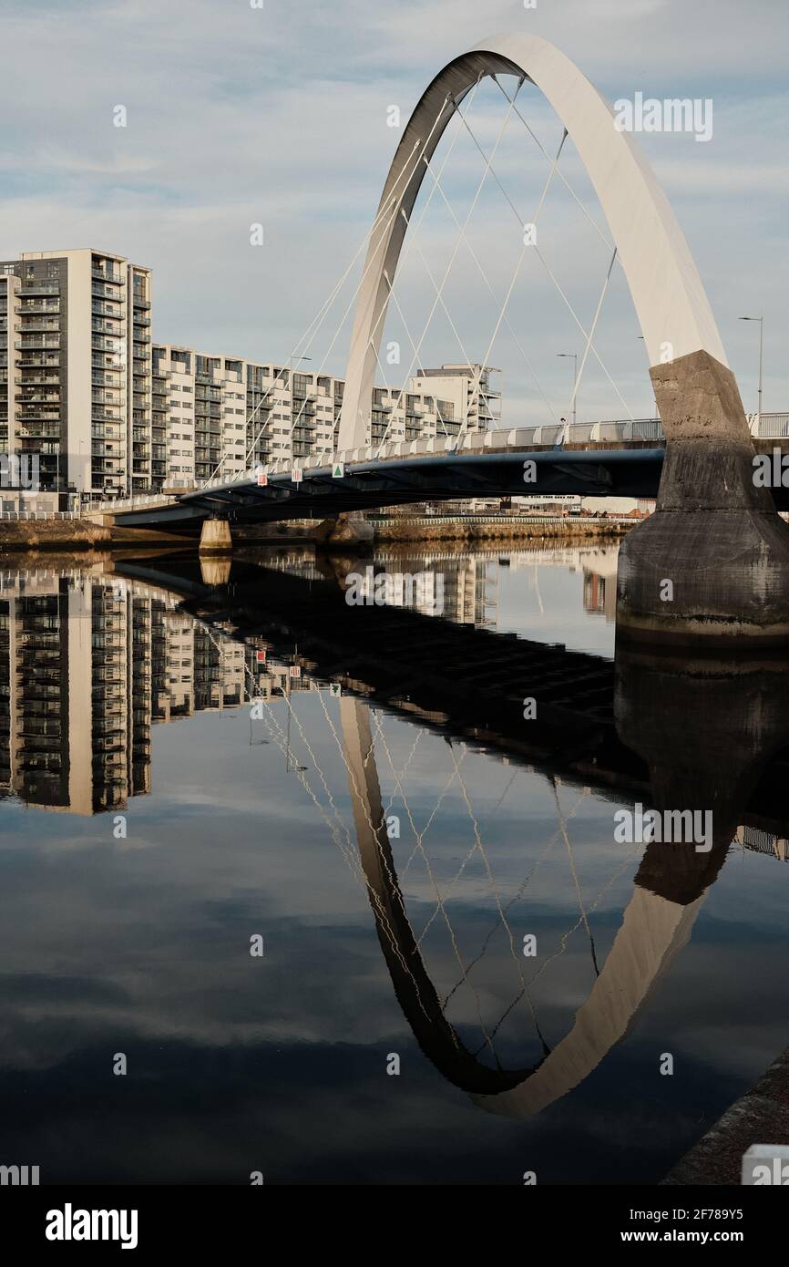 Squinty Bridge (Clyde Arc) over the River Clyde. Water reflections. Glasgow city. Scotland. Connecting Finnieston Street to Govan Road. Stock Photo