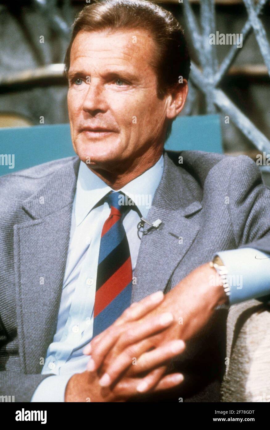 Roger Moore 1985 Photo by Adam Scull-PHOTOlink.net / MediaPunch Stock Photo