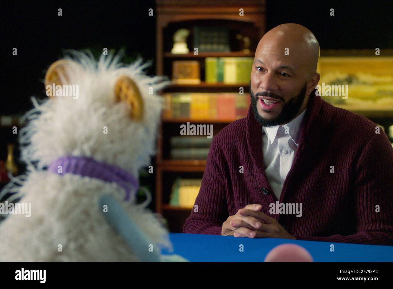 WAFFLES + MOCHI, (aka WAFFLES AND MOCHI), from left Waffles (voice