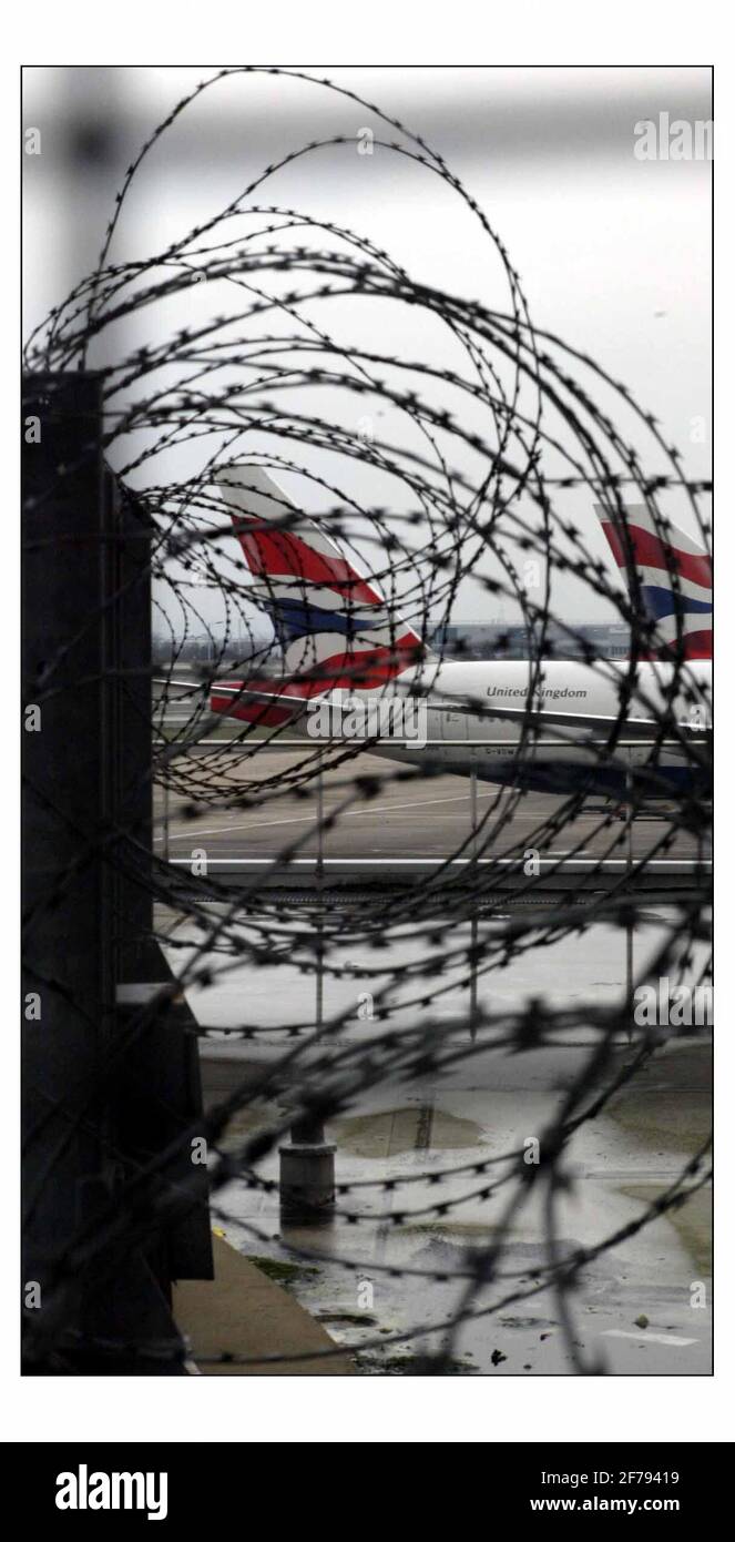 Flight BA 223 to Washington delayed due to security reasons at Heathrow,pic David Sandison 2/1/2004 Stock Photo