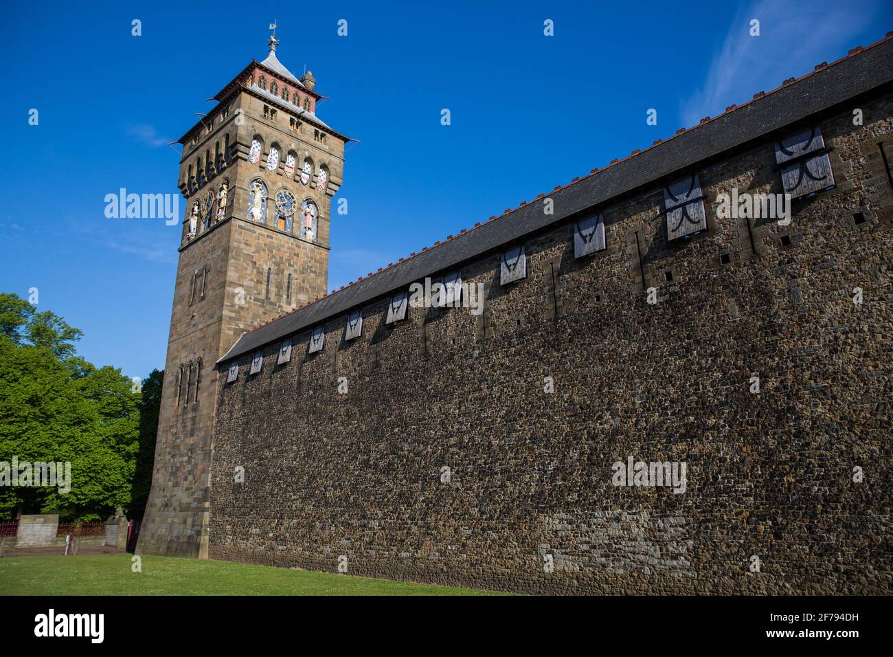 Cardiff, UK. 2nd May, 2017. The clock tower of Cardiff Castle was built by William Burges between 1869-1873. It was constructed from Forest of Dean ashlar stone. Credit: Mark Kerrison/Alamy Live News Stock Photo