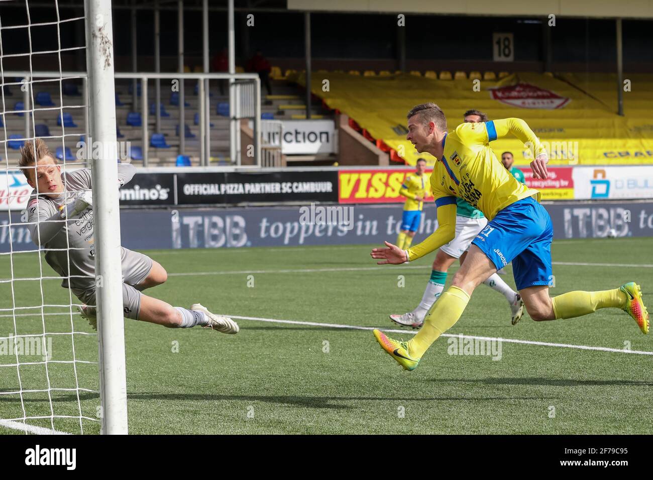 Leeuwarden Netherlands April 5 Robert Muhren Of Sc Cambuur Just Scored His Sides Second Goal During The Keuken Kampioen Divisie Match Between Camb Stock Photo Alamy