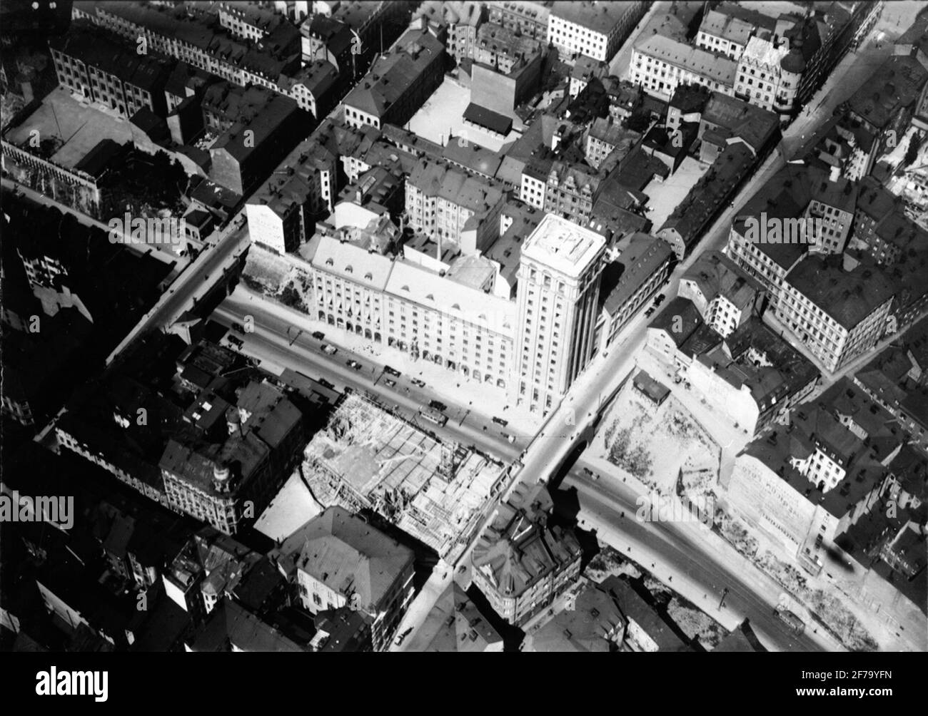 Builder: Building company Contractor, Stockholm. Aerial image. Kungsgatan 28 and Northern King Tower. Most plots at Kungsgatan are still undeveloped. For the Southern King Tower, the works have just begun. Stock Photo