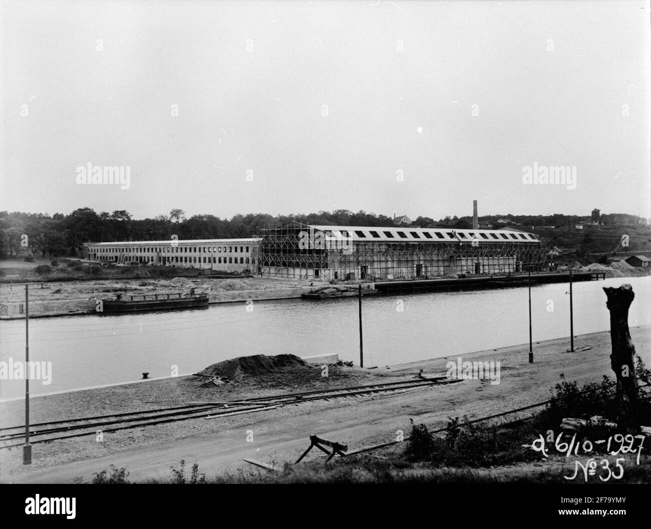 First industrial revolution factory Black and White Stock Photos ...