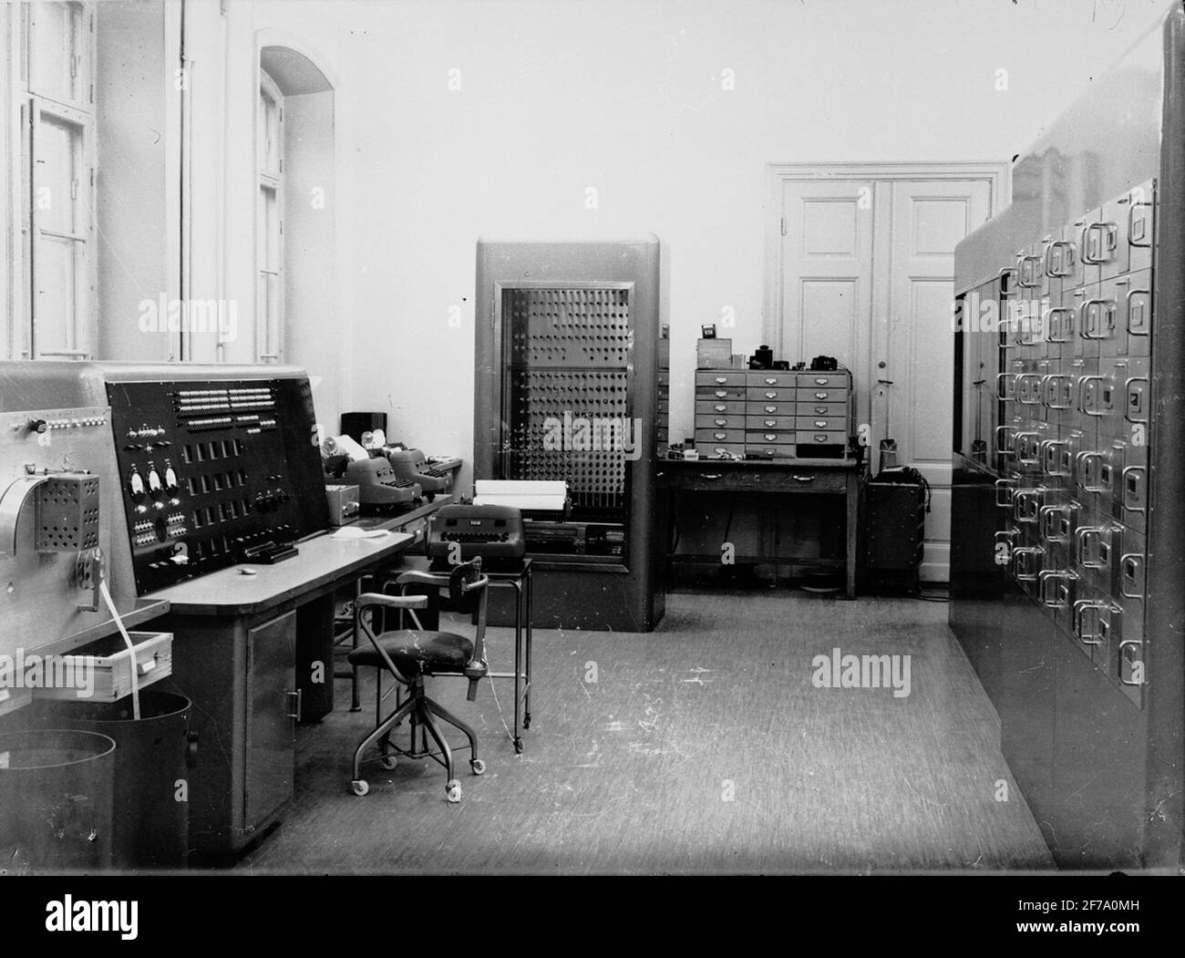 Interior with the mathematics machine Knowledge room at KTH about 1960 ...