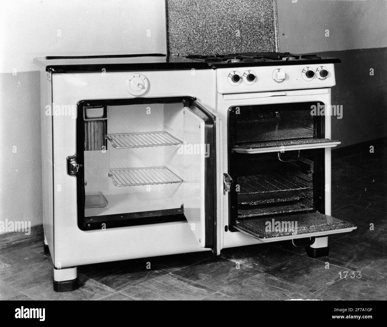 The Electrolux laboratory. Juno Gasherd, Berlin. Stove and fridge in one  Stock Photo - Alamy