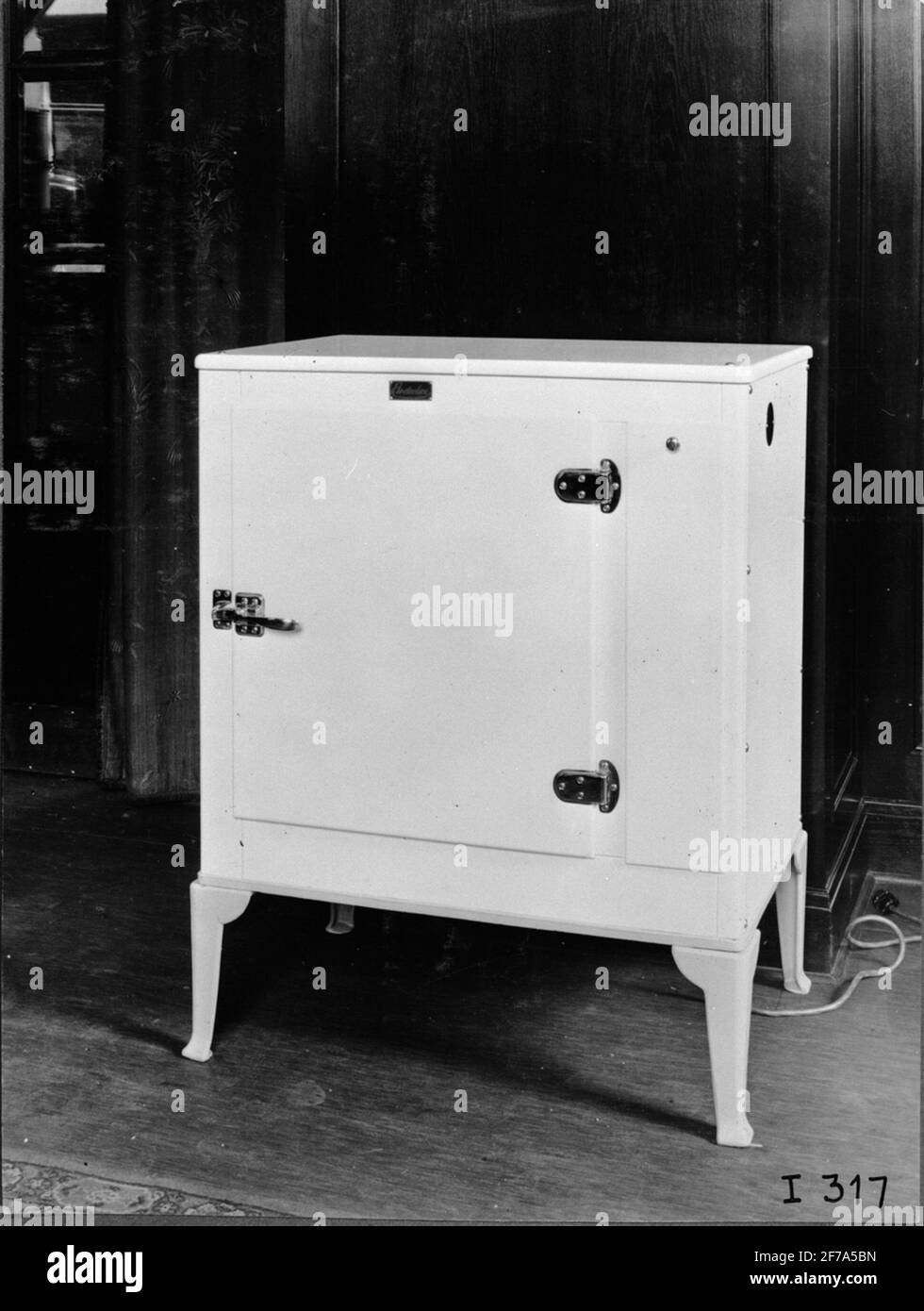 The Electrolux laboratory. White D4 cabinet. Elux exhibition, Stockholm ...