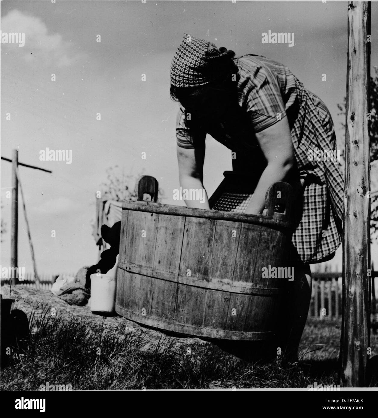 Old washing tub Black and White Stock Photos \u0026 Images - Alamy, image size:1257x1390
