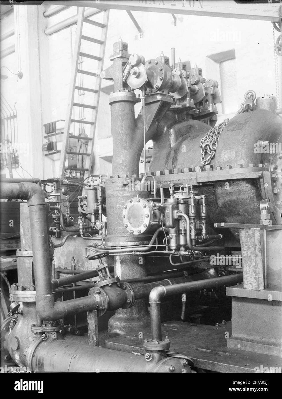 Steam engines chemistry L.O.4295 Stock Photo - Alamy