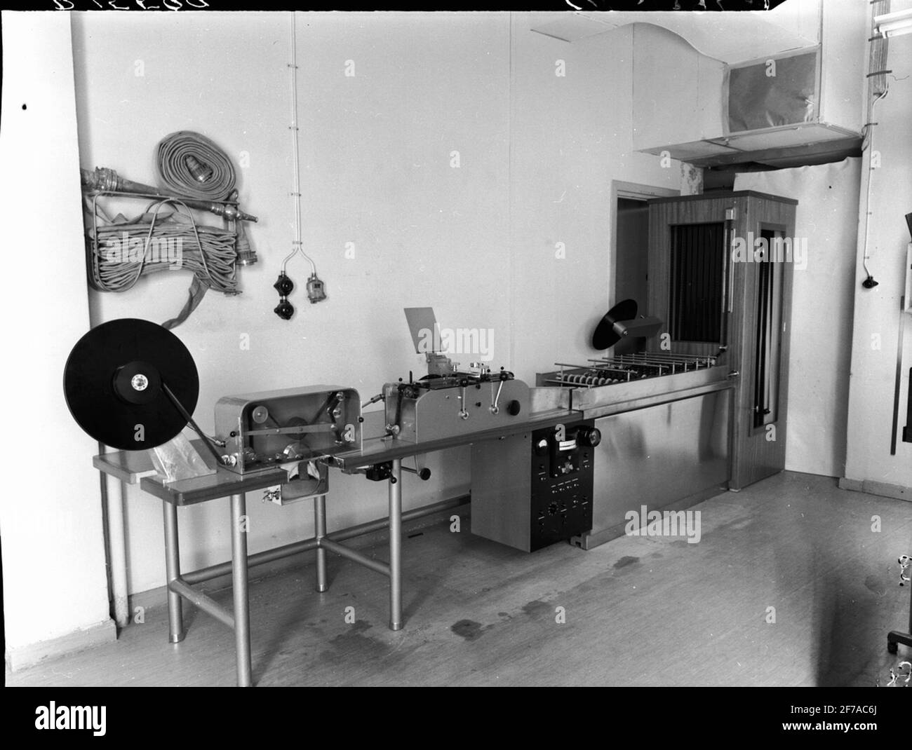 20th century printing machine Black and White Stock Photos & Images - Alamy