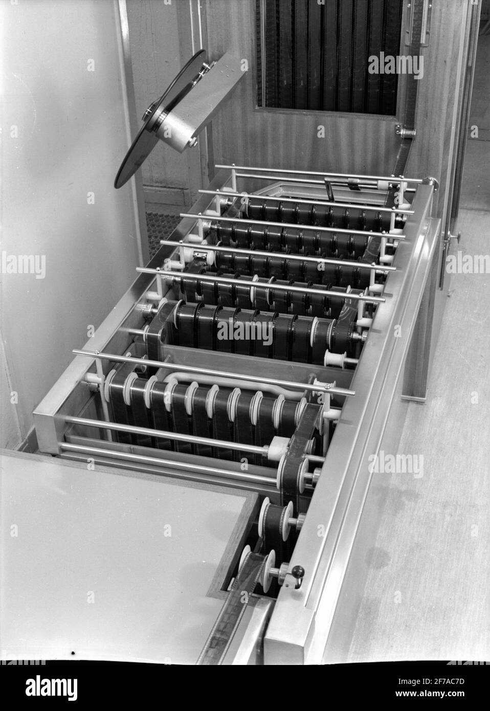 Early printing machine hi-res stock photography and images - Alamy