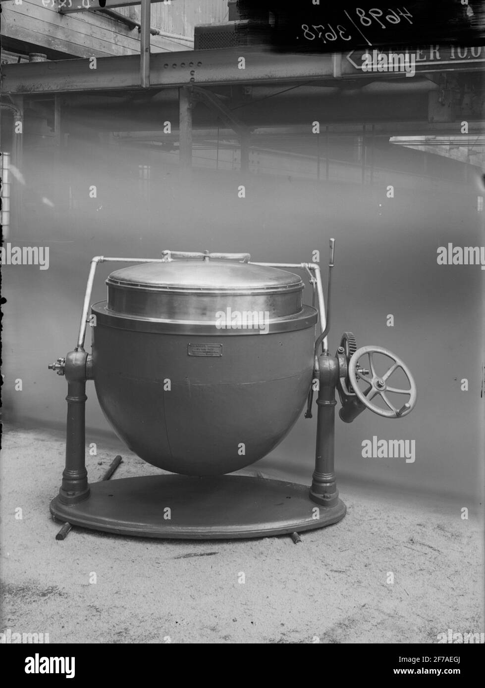 Pressure cooker. In 1922 Stock Photo Alamy