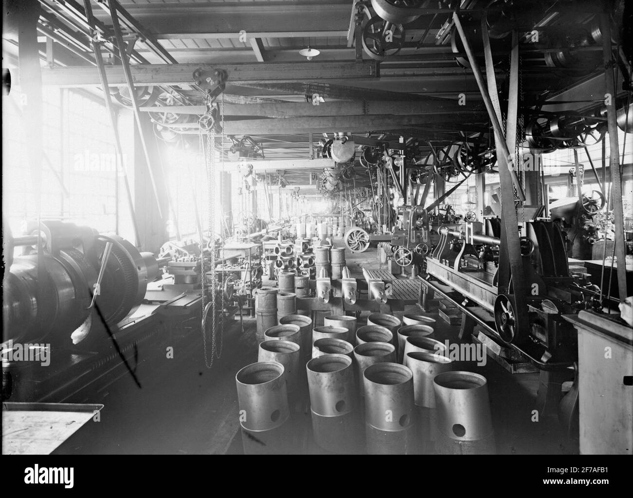 Heavy equipment machinery machine Black and White Stock Photos & Images ...