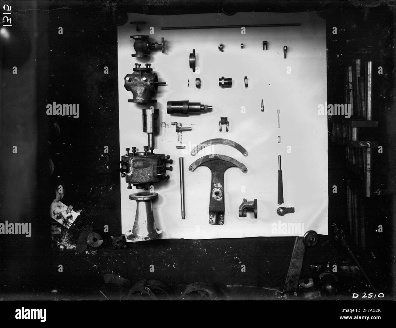 Engine details Black and White Stock Photos & Images - Alamy