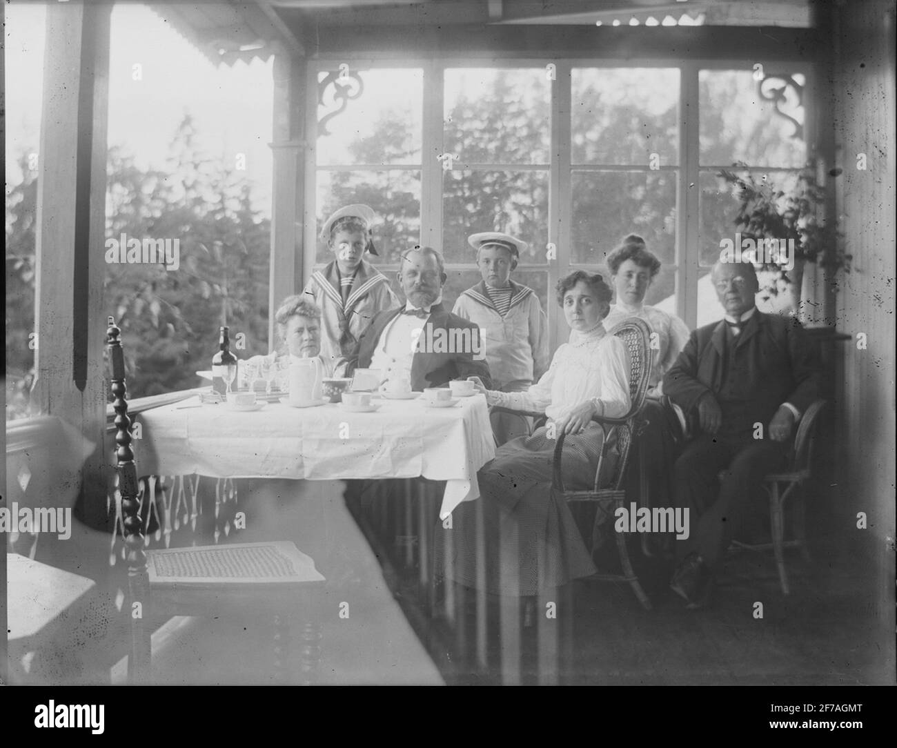 The Gustav de Laval family with guests on the summer in Nynäshamn. Stock Photo