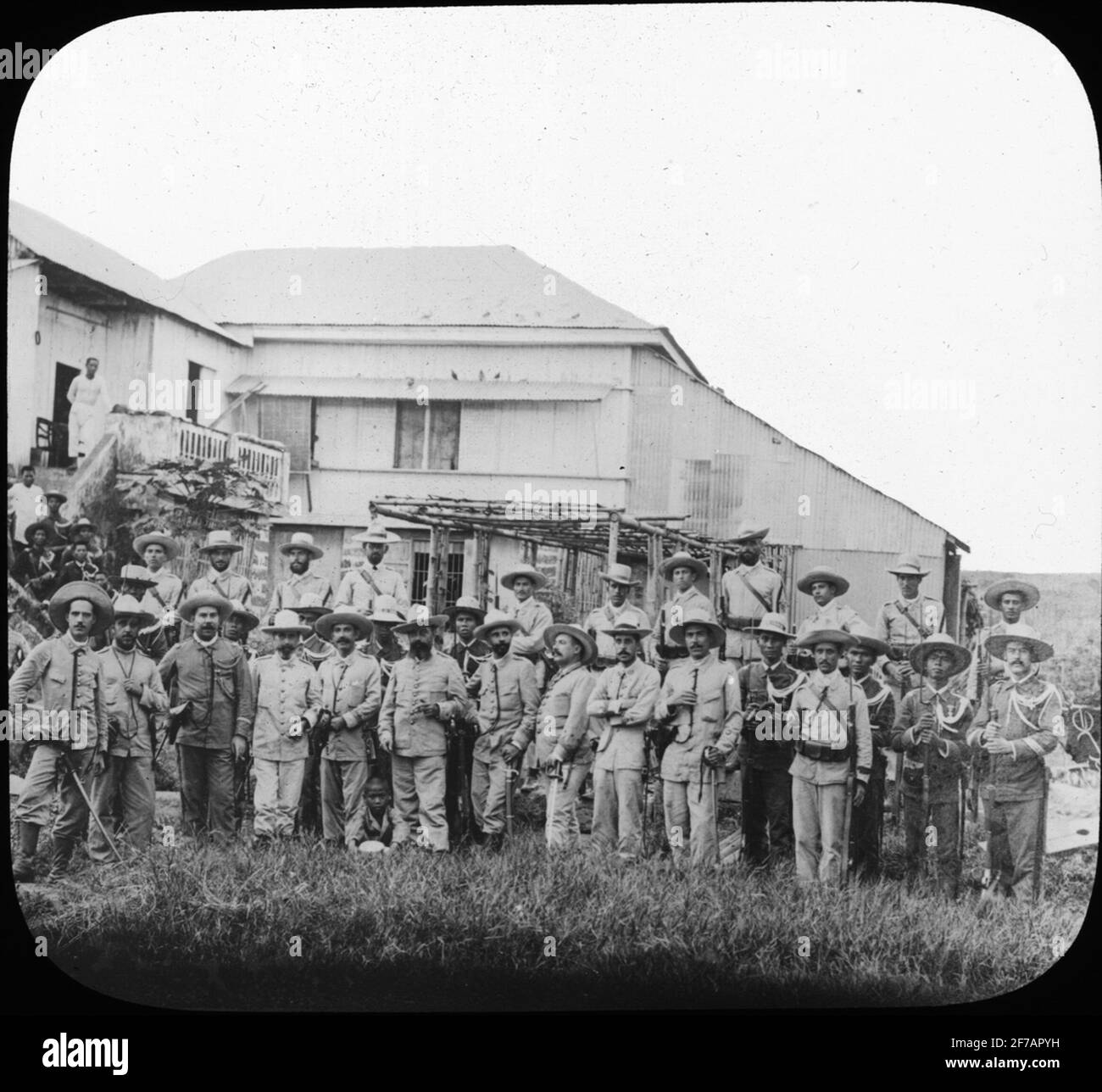 Image of soldiers hi-res stock photography and images - Alamy