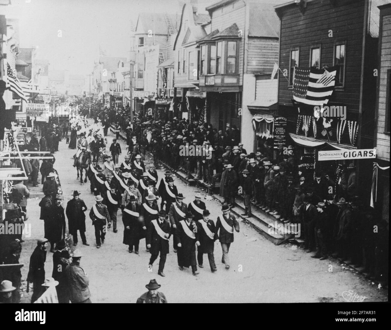 Image from history america Black and White Stock Photos & Images - Alamy